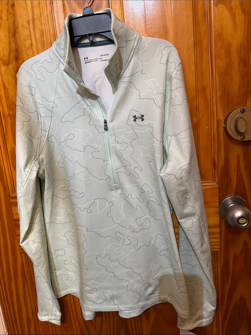 Under Armour Women's Mint Green Camo Quarter-Zip Pullover